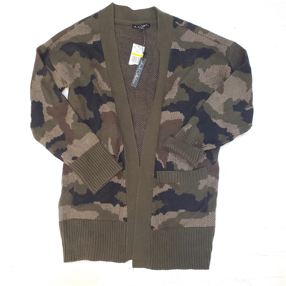 NWT camo sweater